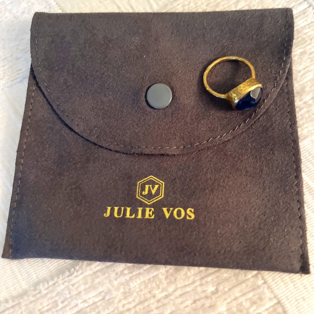Julie Vos hammered gold Cabachon Iredescent London Blue Ring